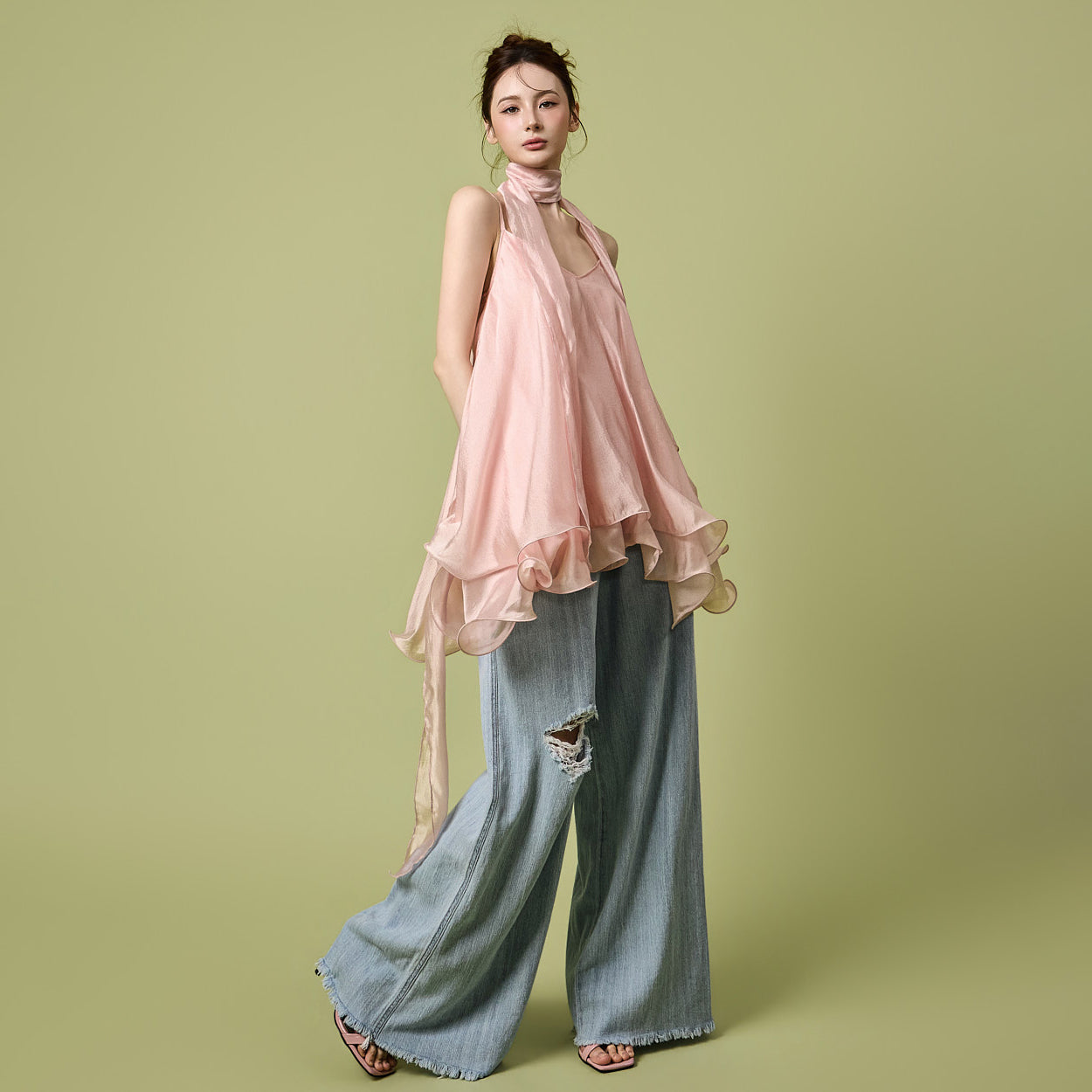 B3196 Scarf Blouse