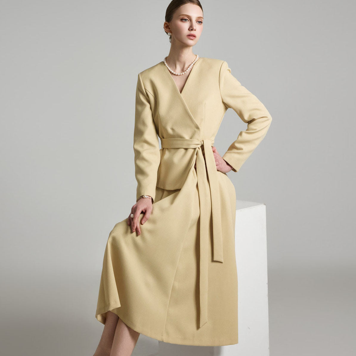 D5193 V-neck Dress with Belt