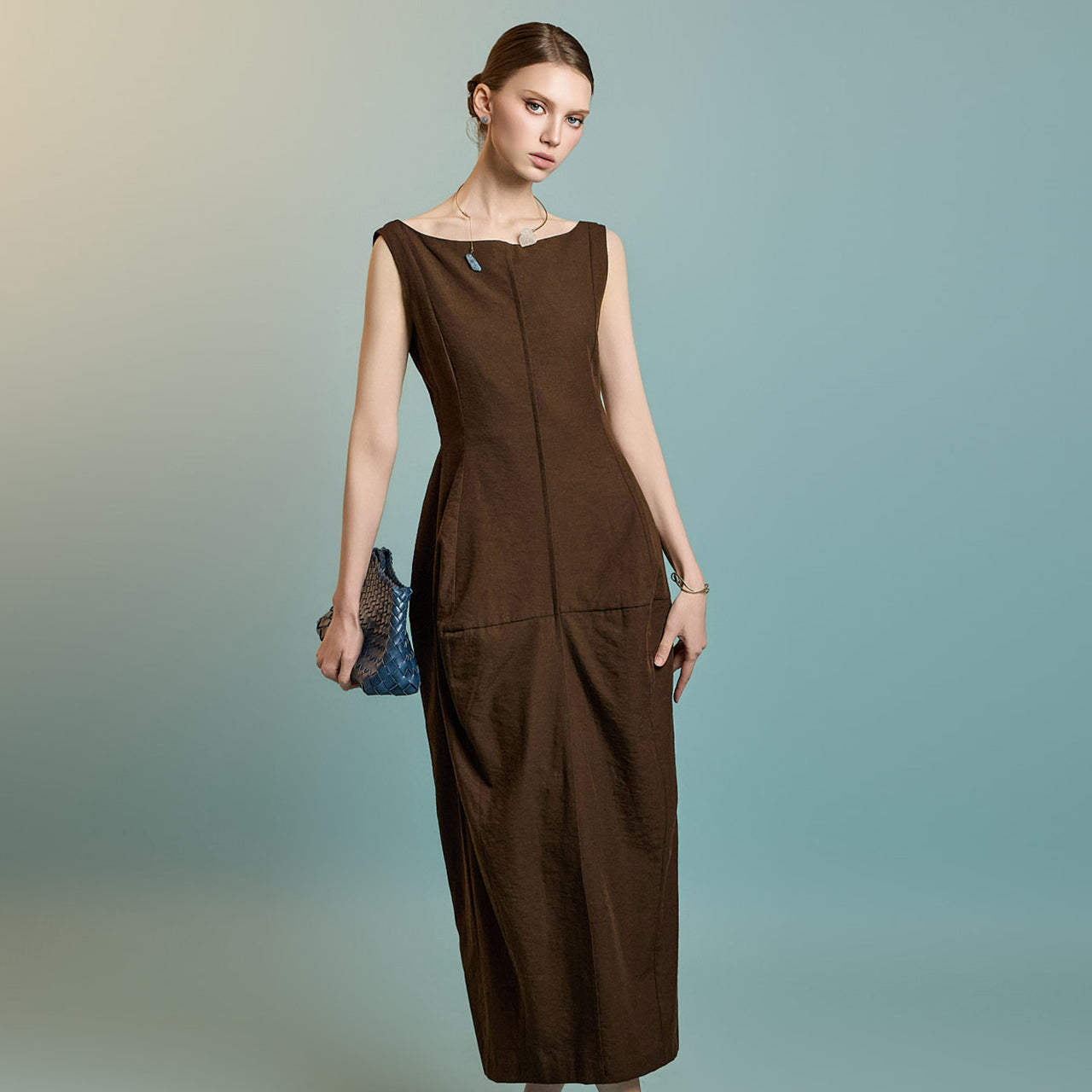 D5289 Balloon Sleeveless Dress