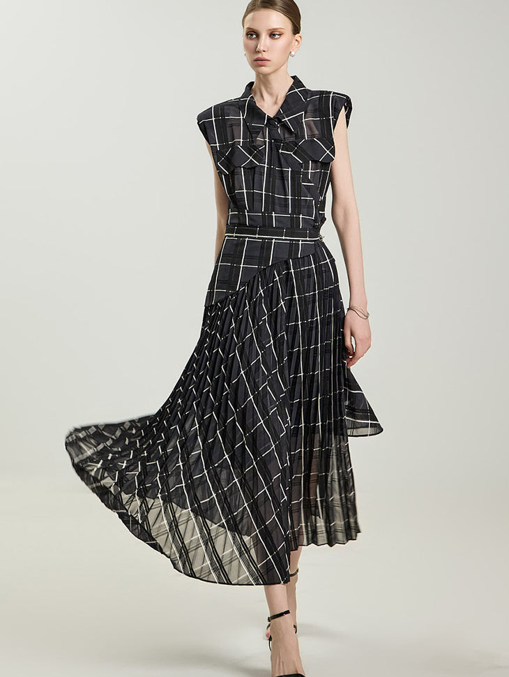 D5291 Sleeveless Dress with Belt