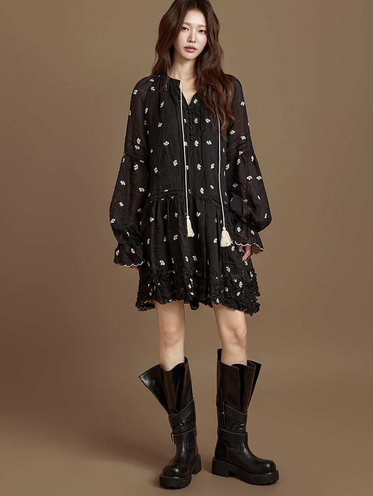 D5367 Lace Dress