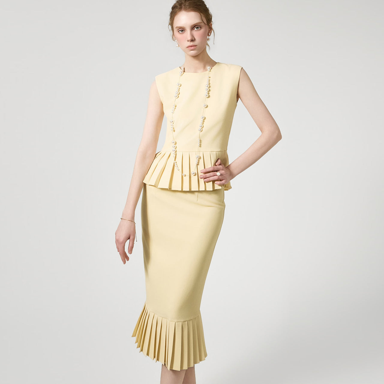 D5482 Pleated Two-Piece Set