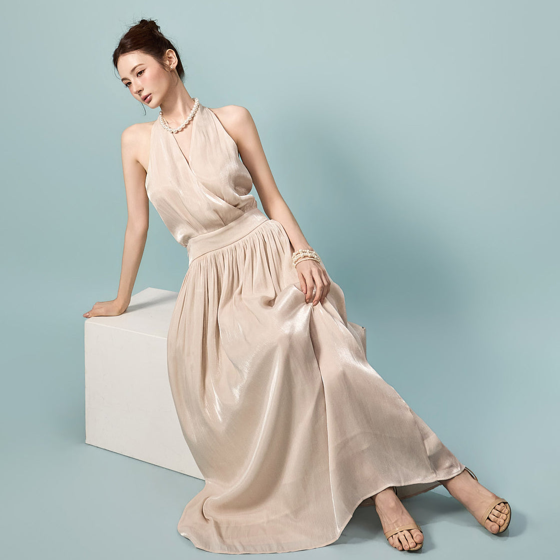 D5590 Halter Dress