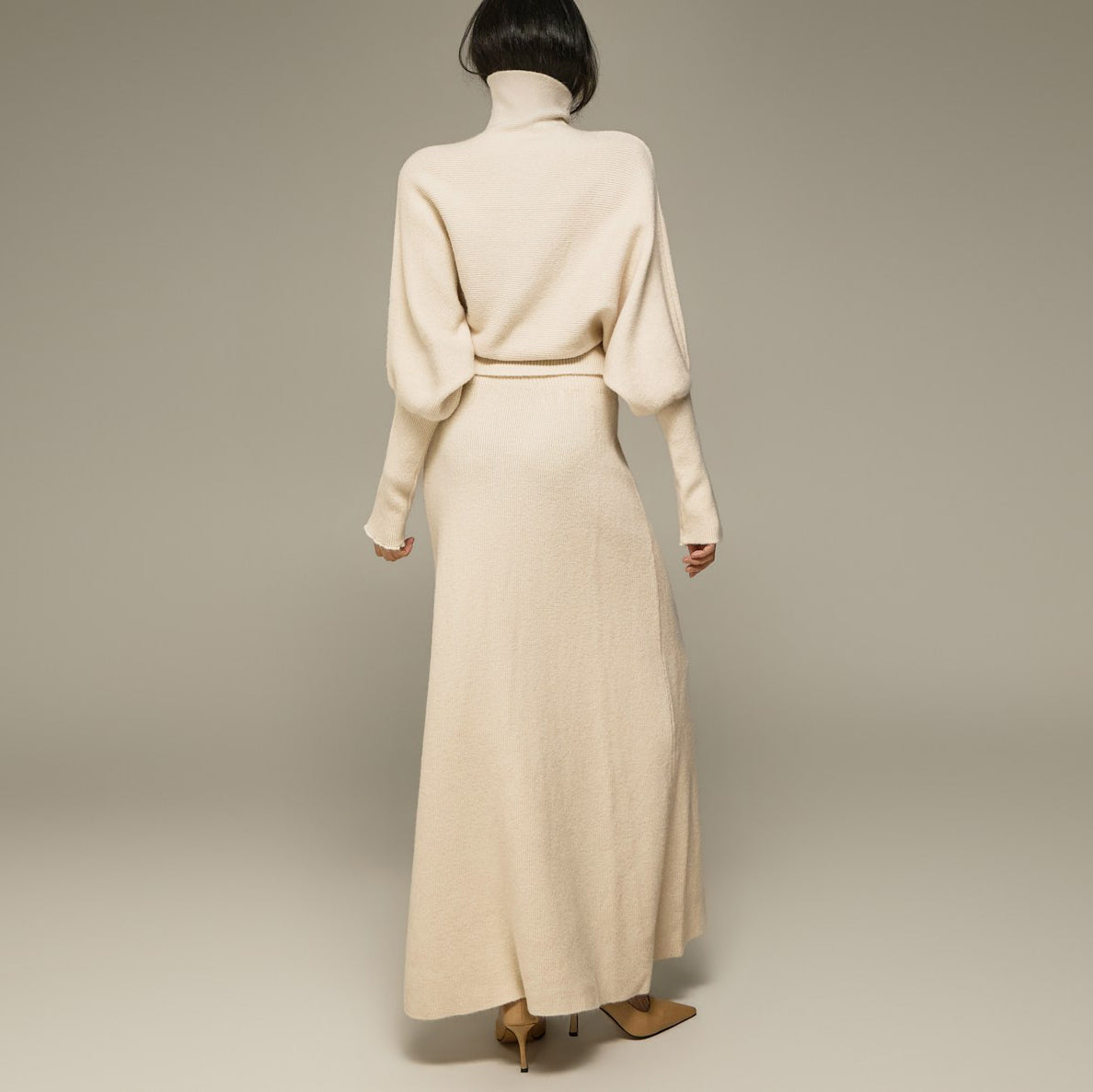 D5711 Knit High-Neck Two-Piece Set