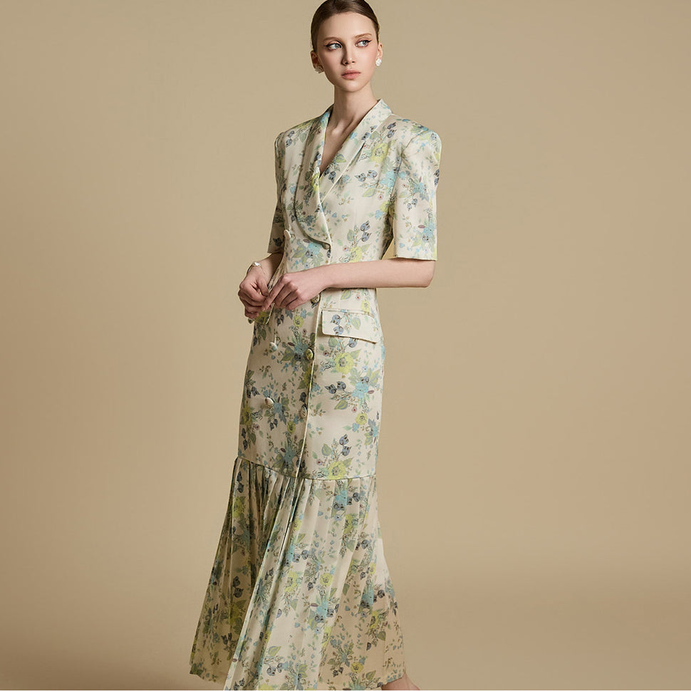 D9533 Flower Pleats Dress