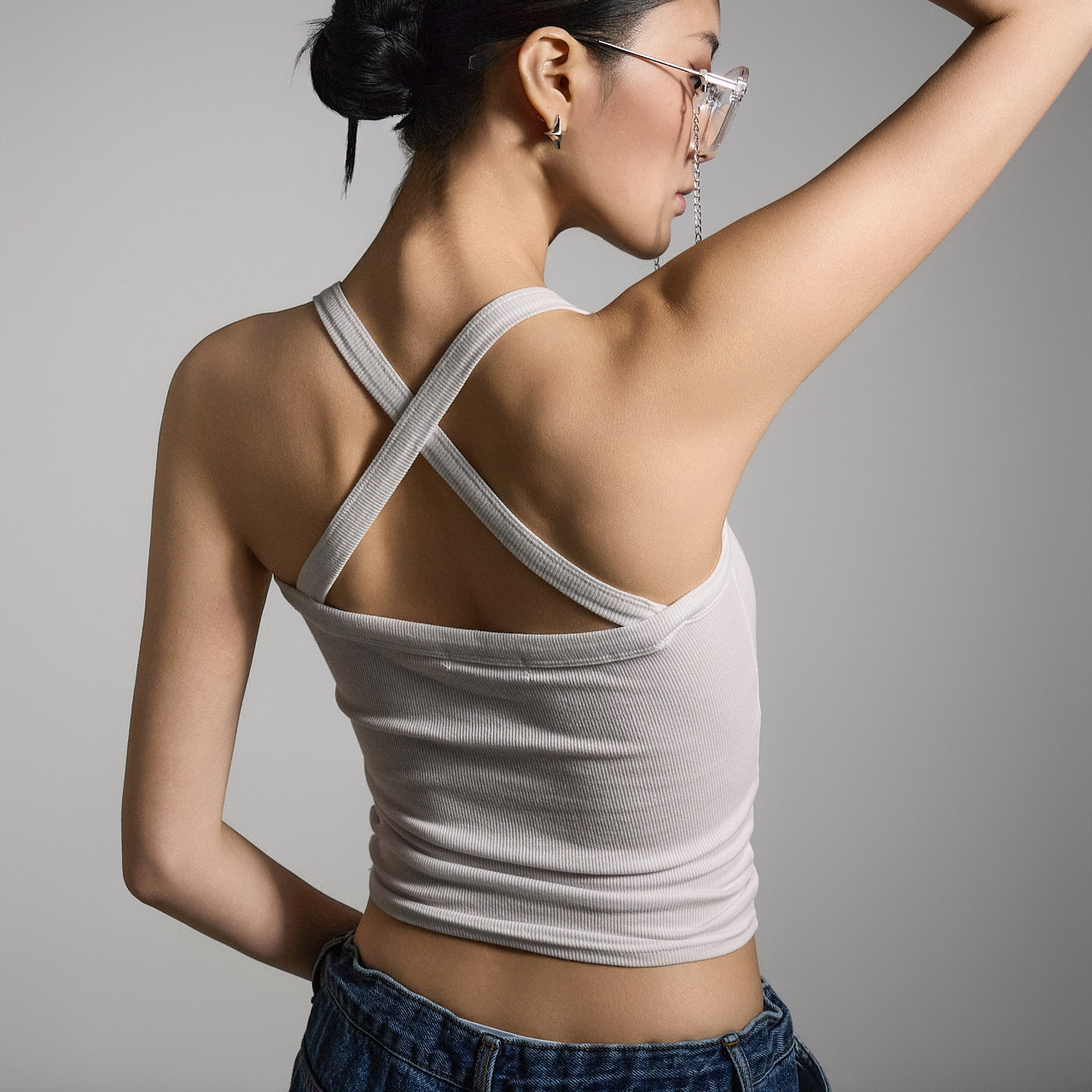 E3767 X-Strap Sleeveless Top