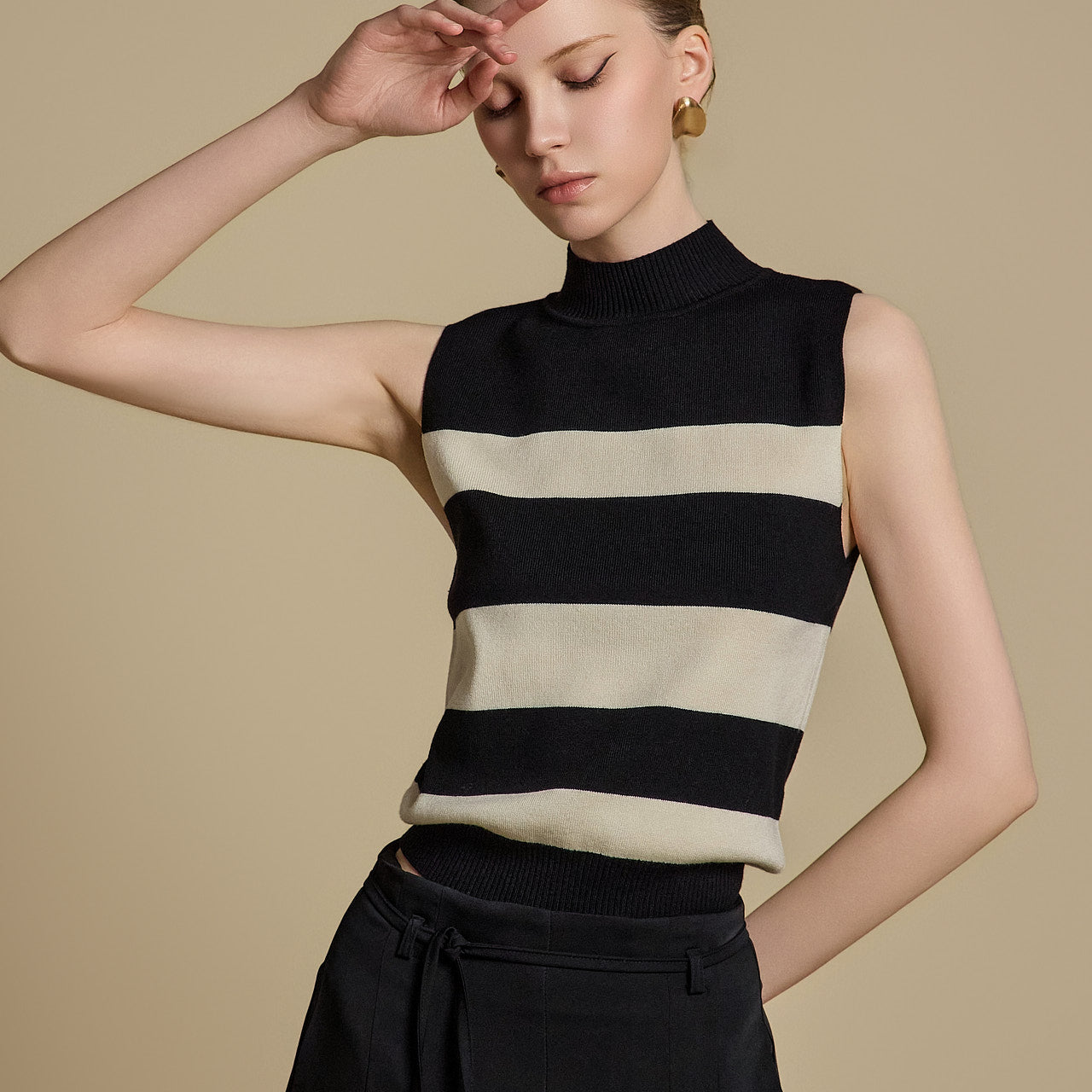 E3787 Stripe Sleeveless Knit Top