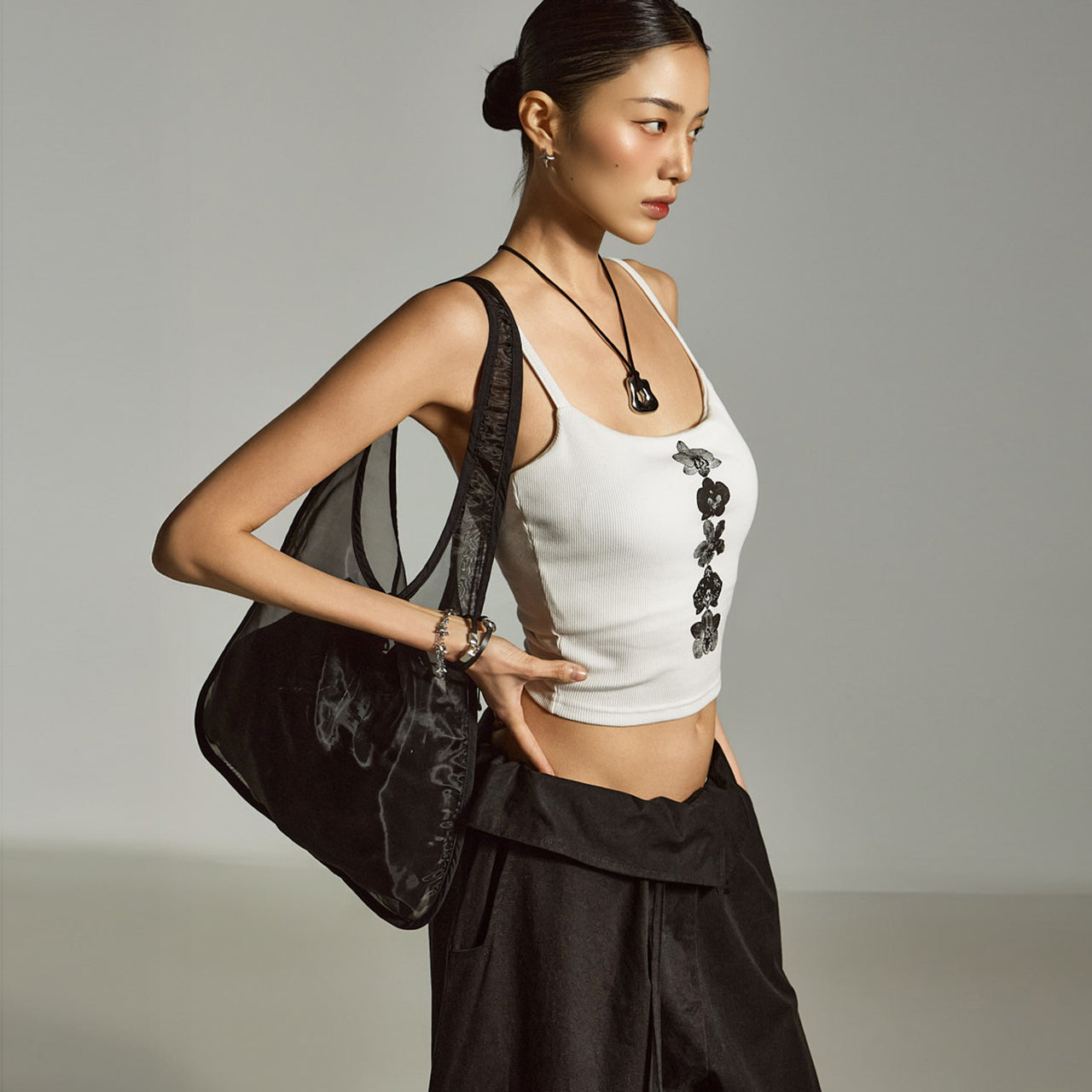 E3859 Printed Sleeveless Top with Inner Cap