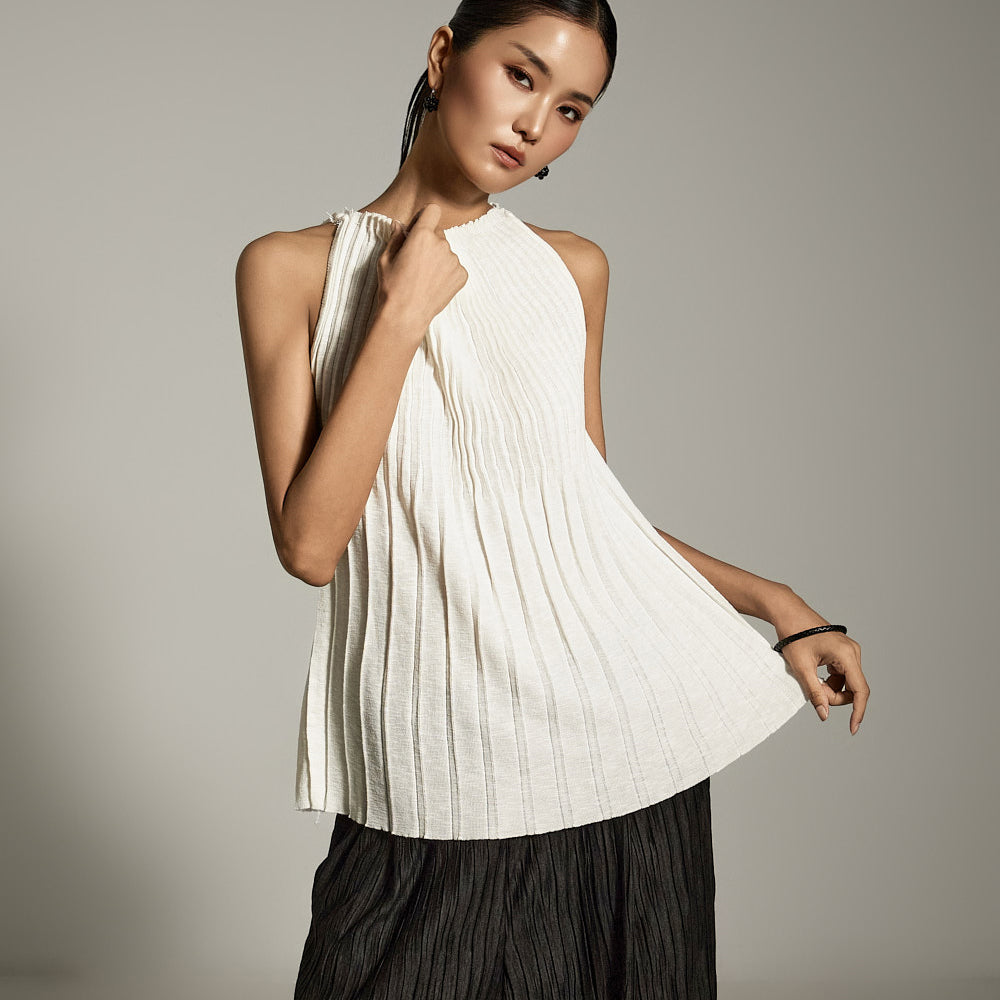 E3881 Pleats Halterneck Knit Top
