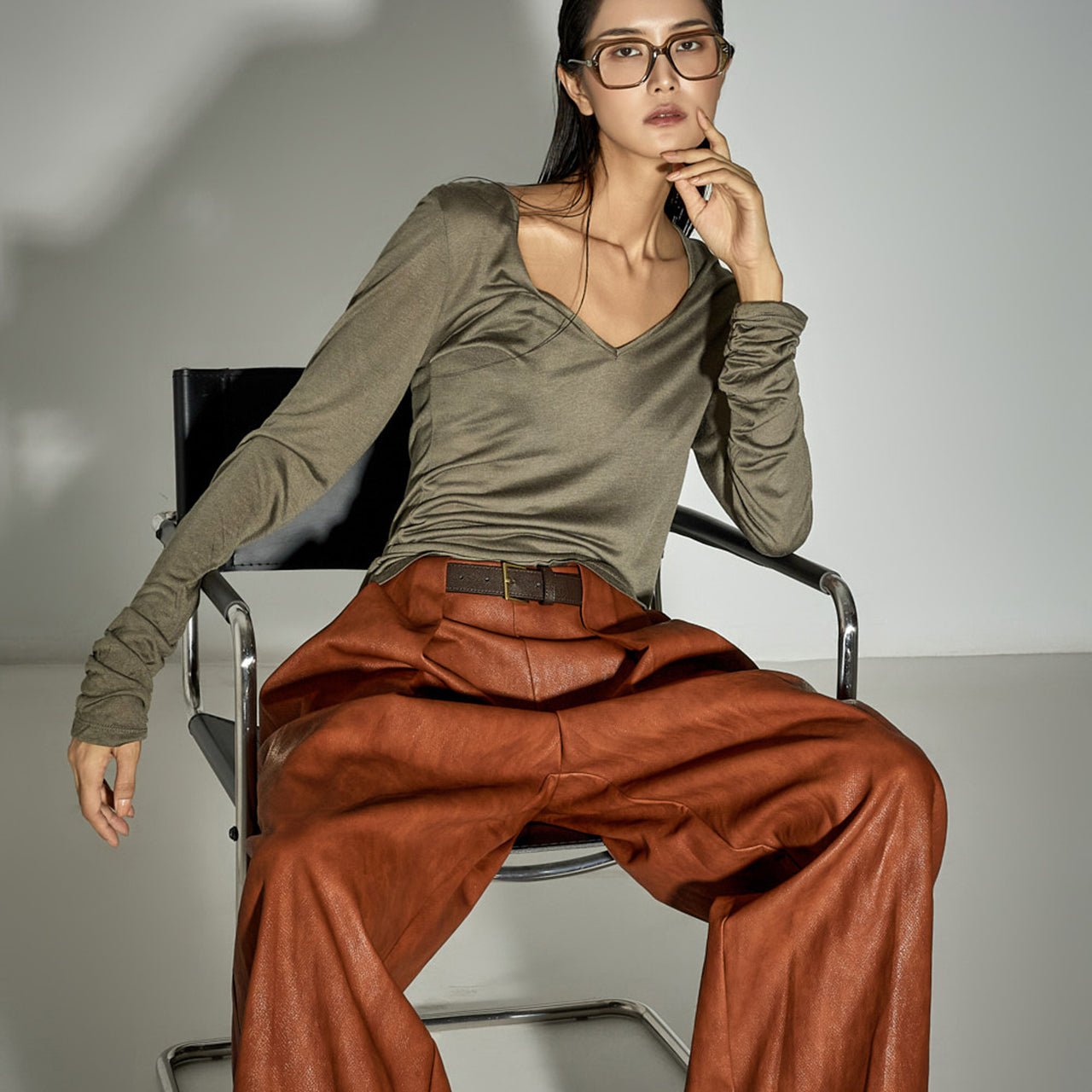 E3961 Sheer Top