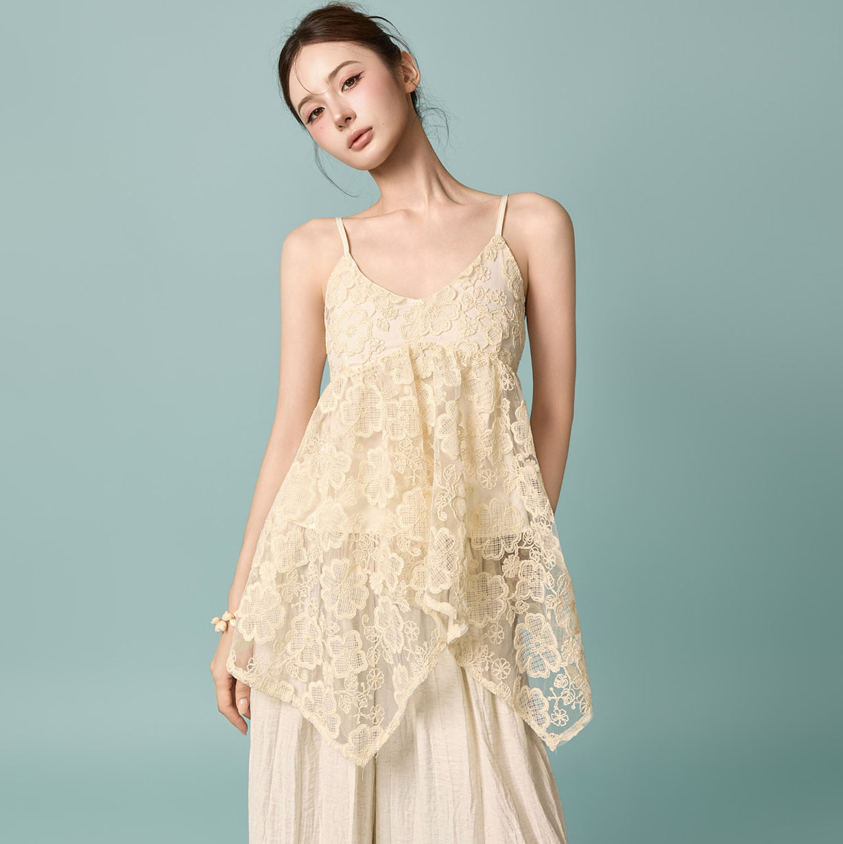 E4327 Sheer Flower Sleeveless Top