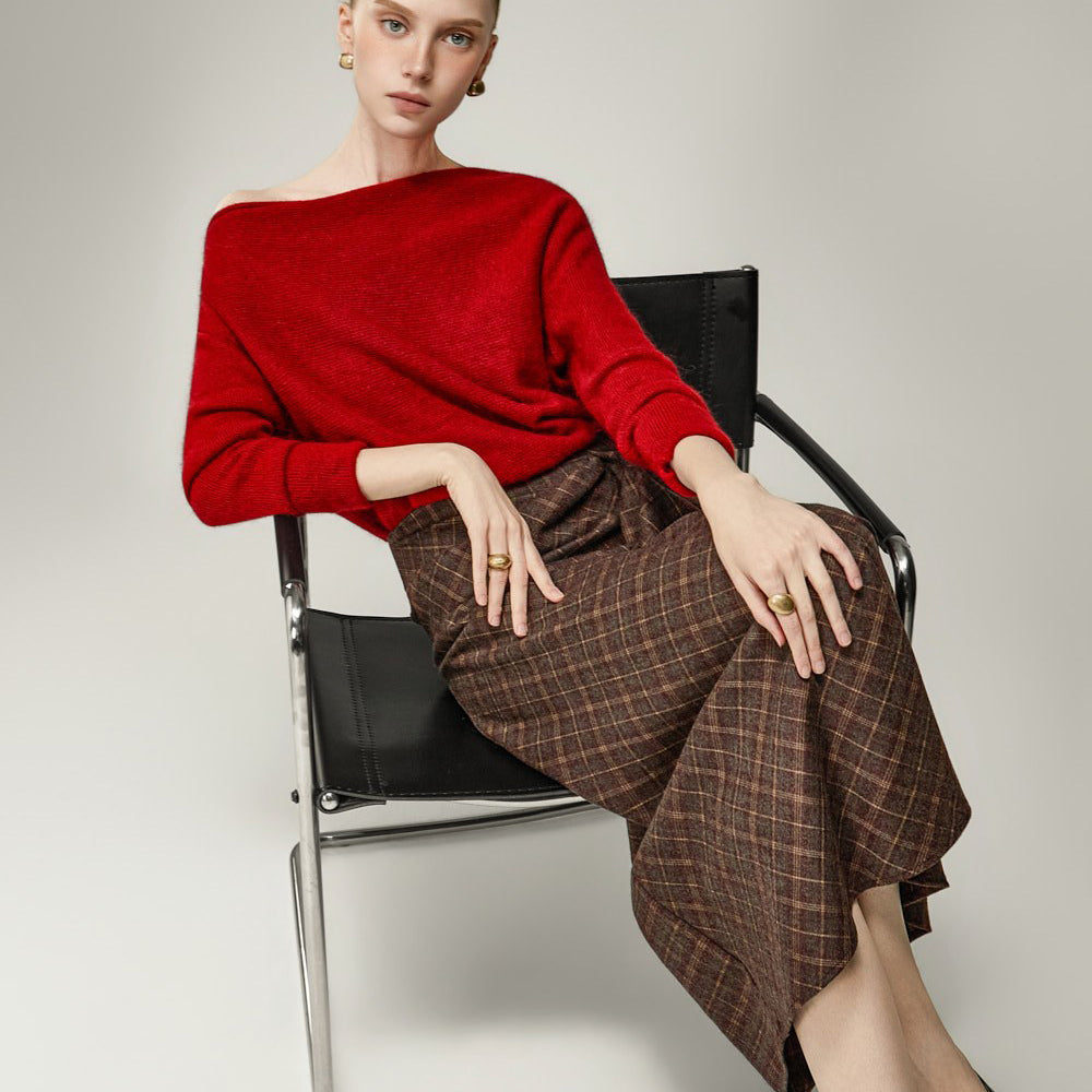 E4430 Angora Boat Neck Knit