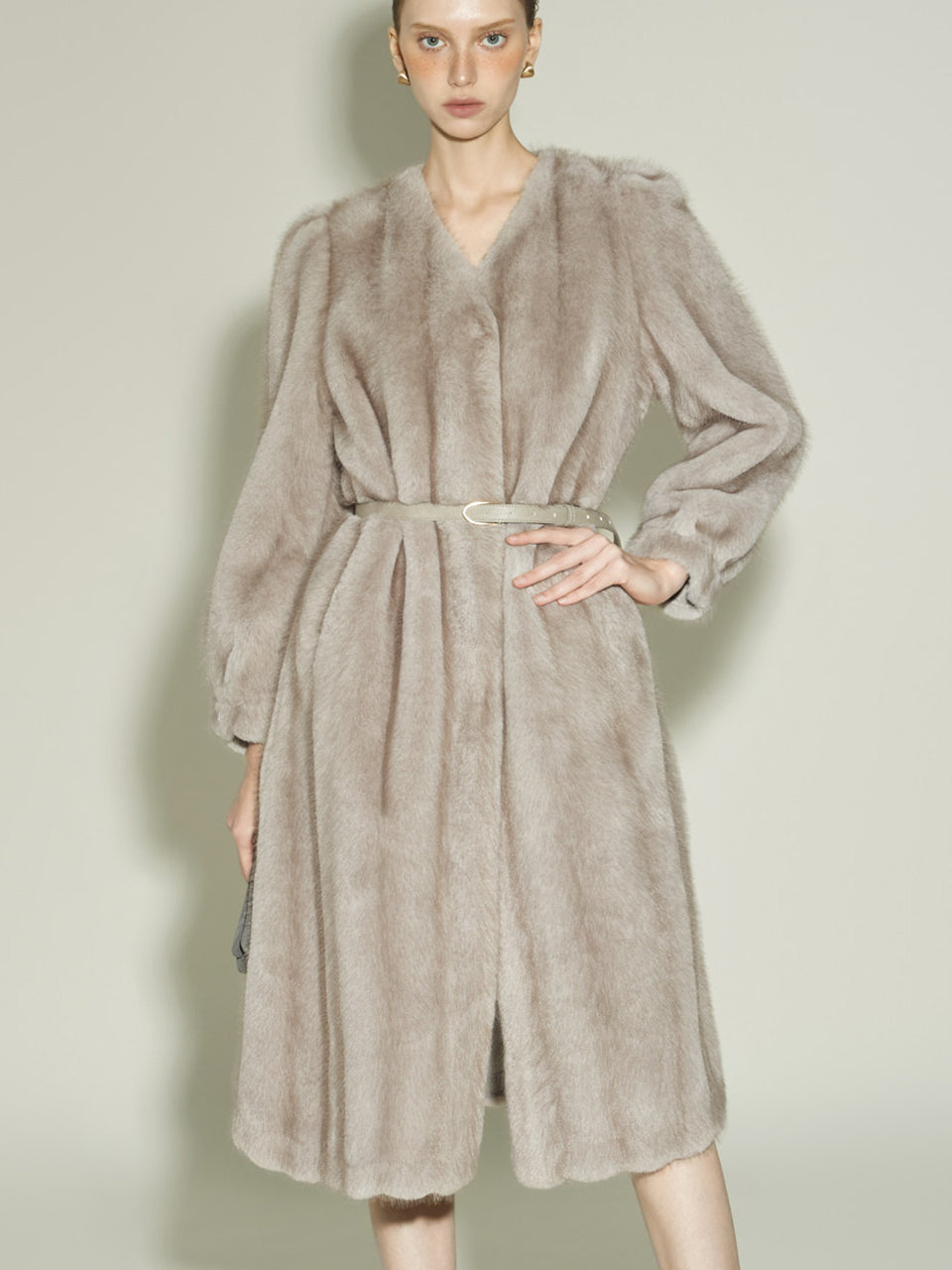 J3010 Faux Fur Coat