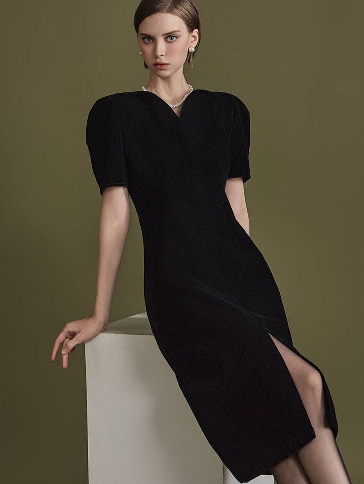 D4845 Velvet Heart Neck Dress