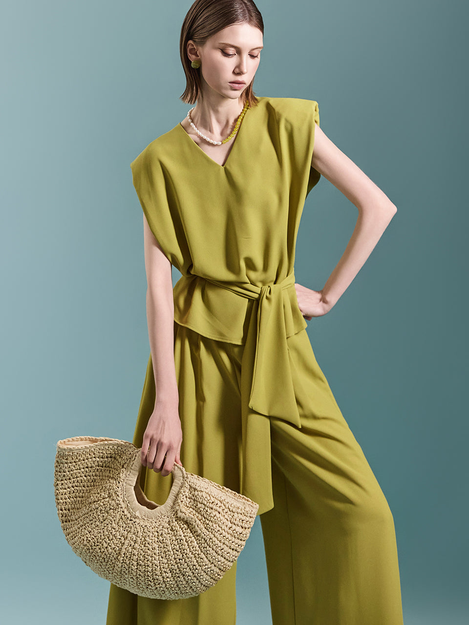 B2846 Blouse with Scarf
