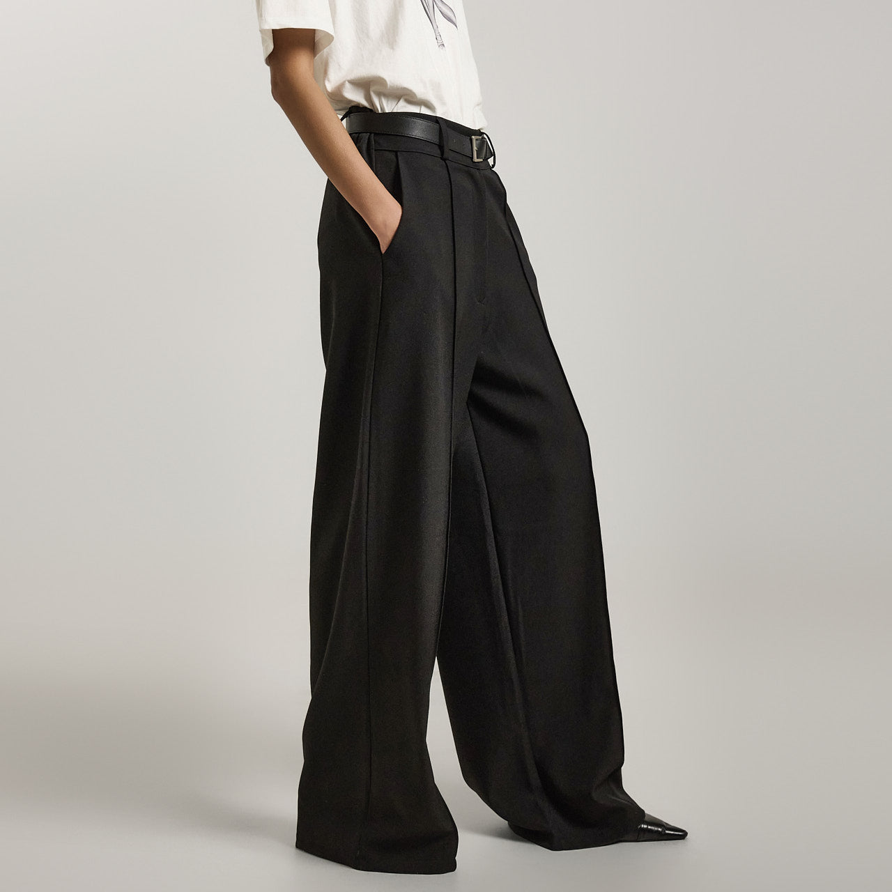 P3435 Pintuck Pants