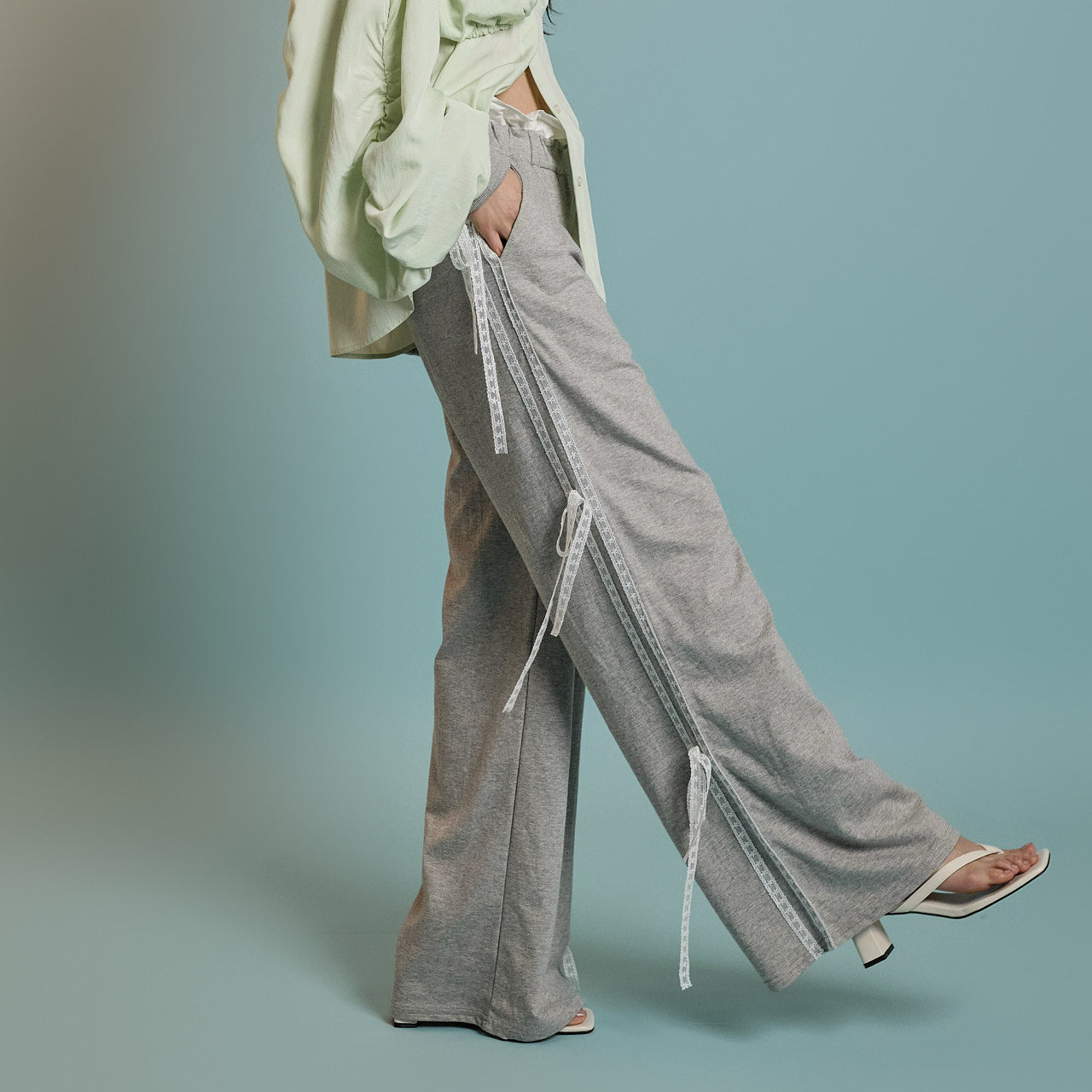 P3465 Lace Sweat Pants
