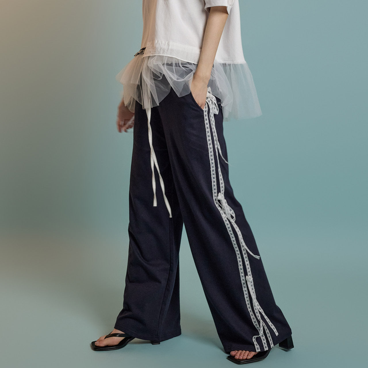 P3465 Lace Sweat Pants