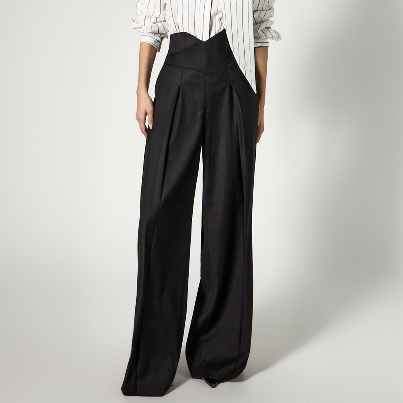 P3657 High-Waist Slacks