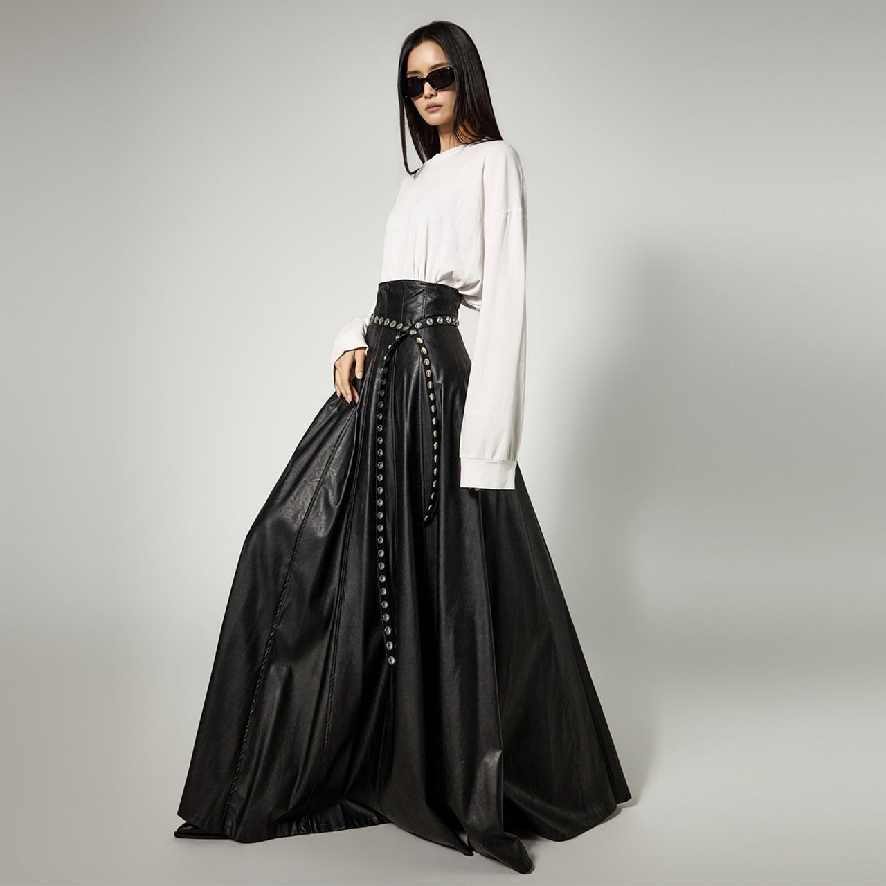 SK9256 High-Waisted Leather Skirt