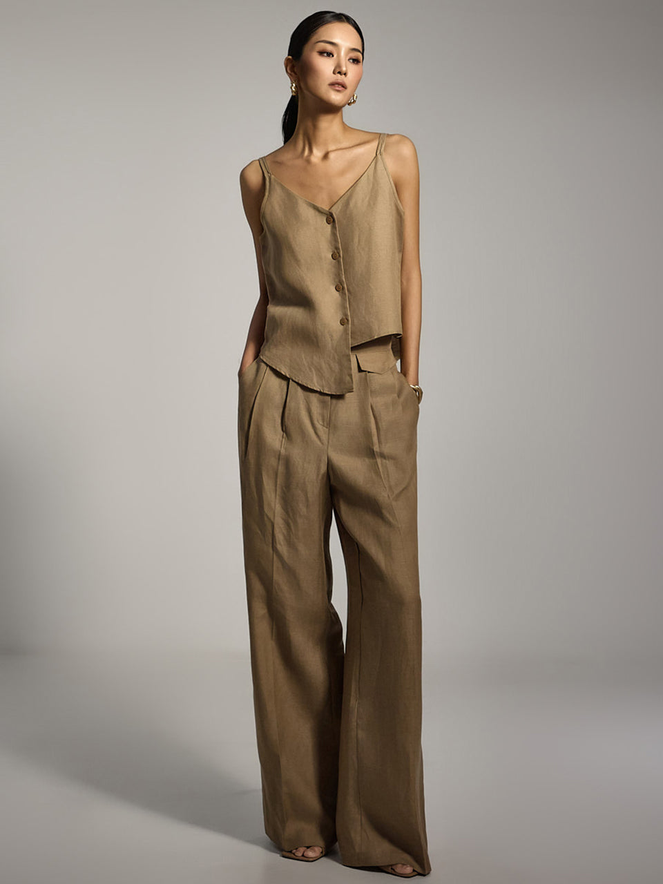 TP1856 Sleeveless Top and Slacks Set