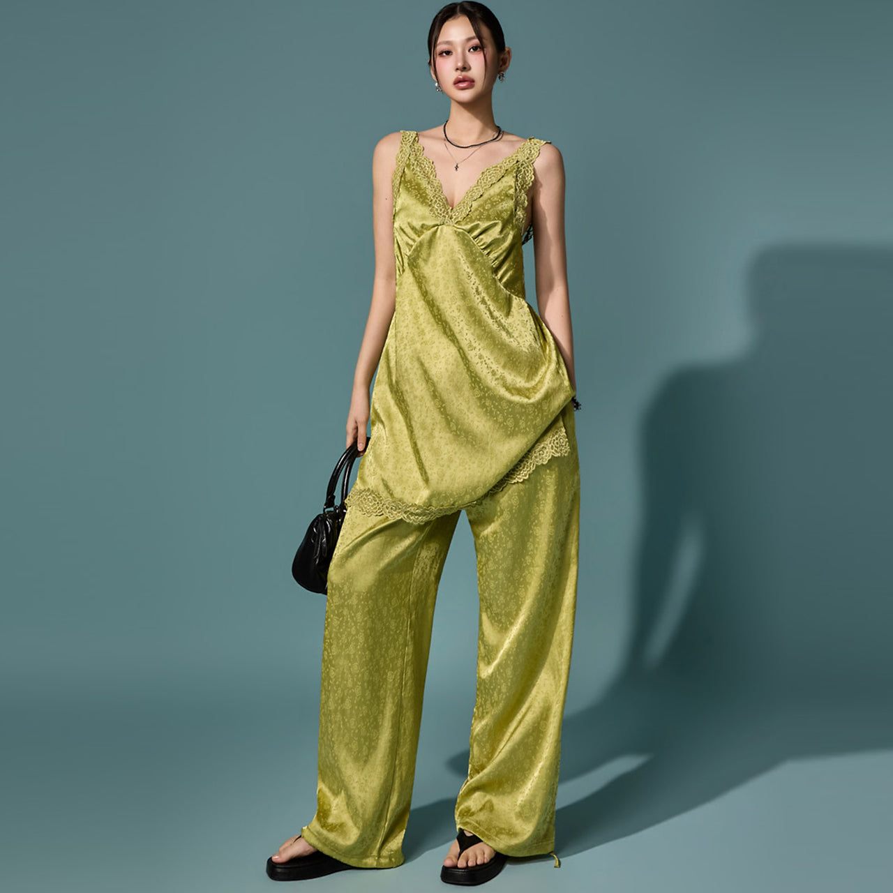 TP2463 Sleeveless Top and Pants Set