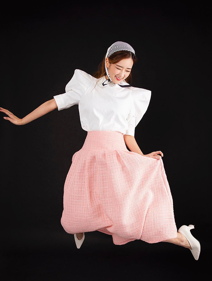 DINT CELEB<br><br> Campaign pictorial<br> Yoon Bomi<br><br> B9094, SK2215