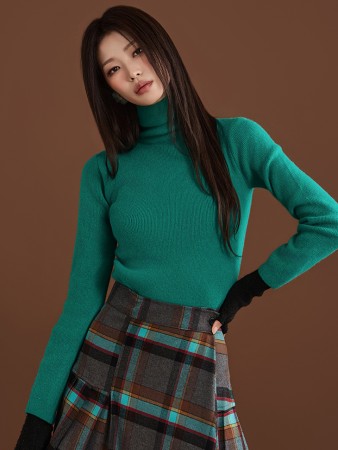 E3230 羊毛高领针织衫 Korea