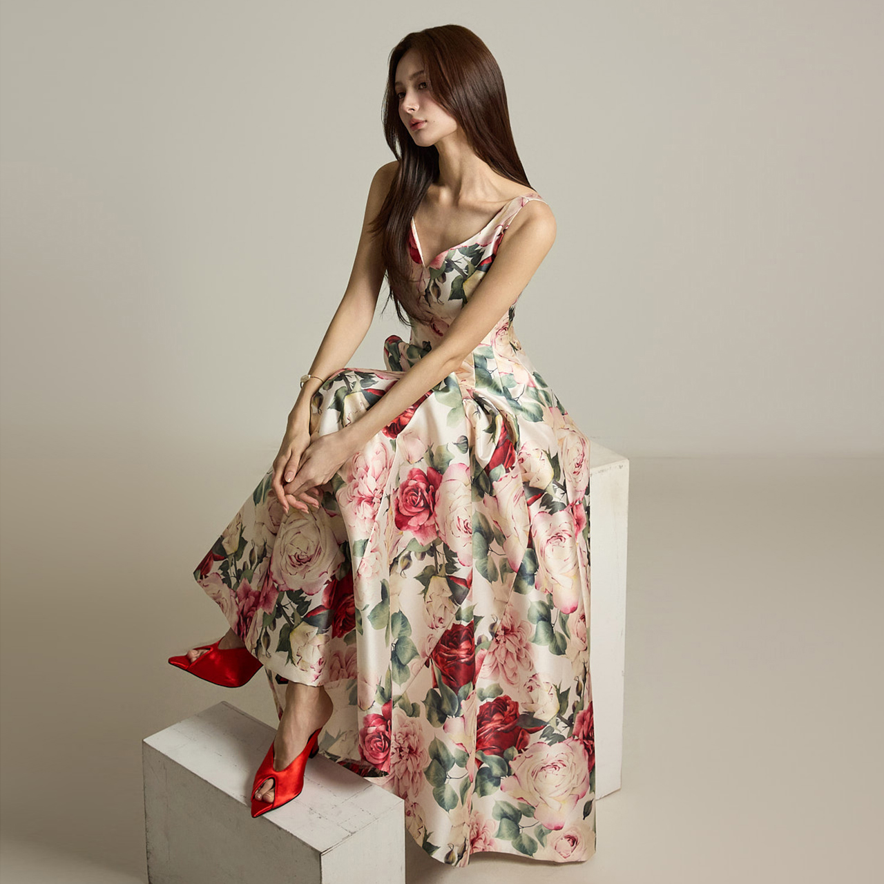D9538 花朵连衣裙