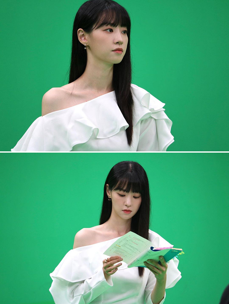 DINT CELEB<br><br> Jeon Hyeyeon<br><br> D3470