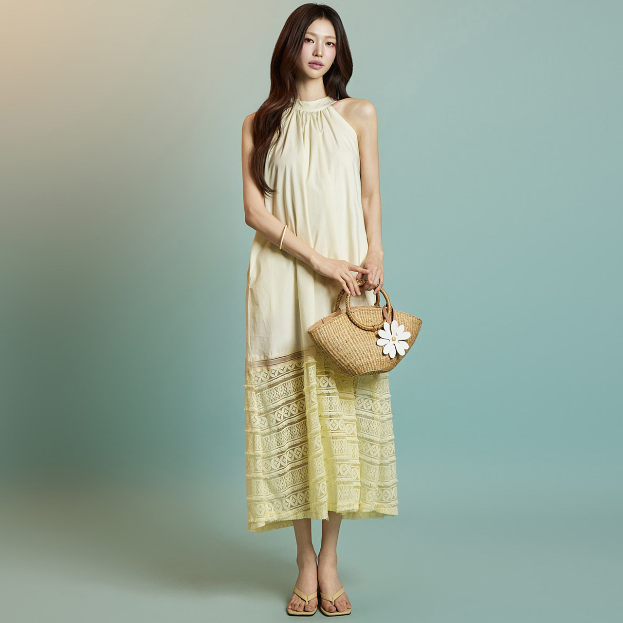 D5311 펀칭 吊脖 連衣裙