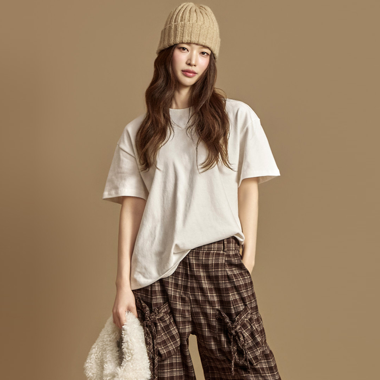 E4020 背部字母上衣