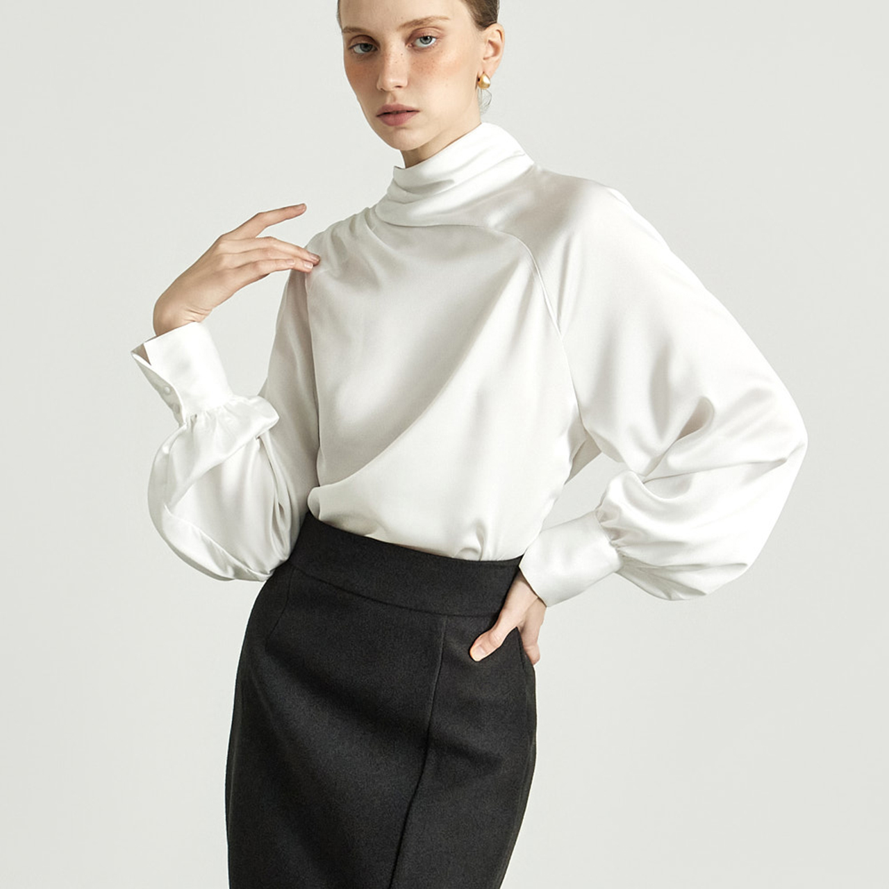 B3146 緞面褶皱雪紡衫