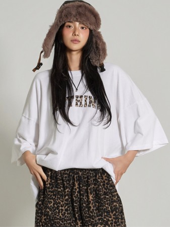 E4033 字母 上衣 Korea