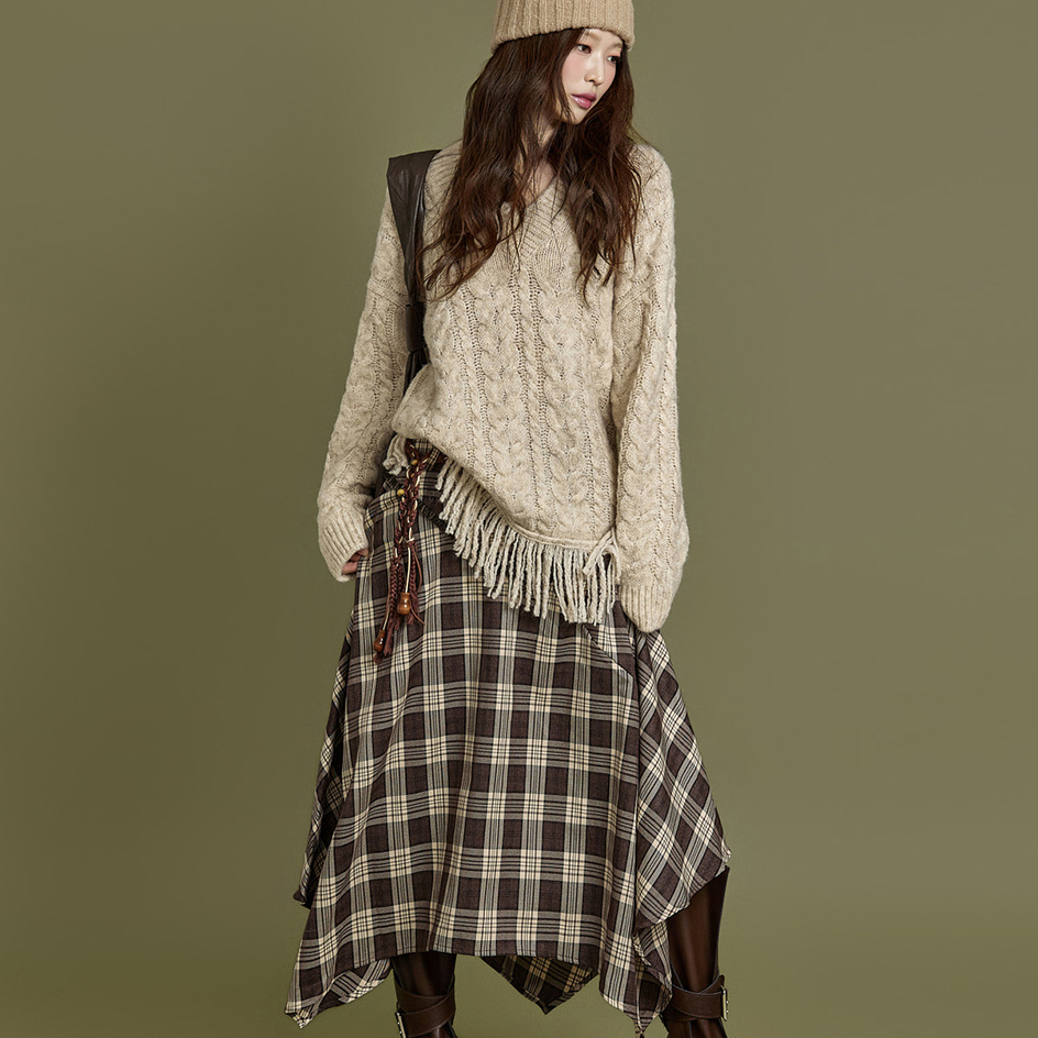 E3997 流苏长针织衫