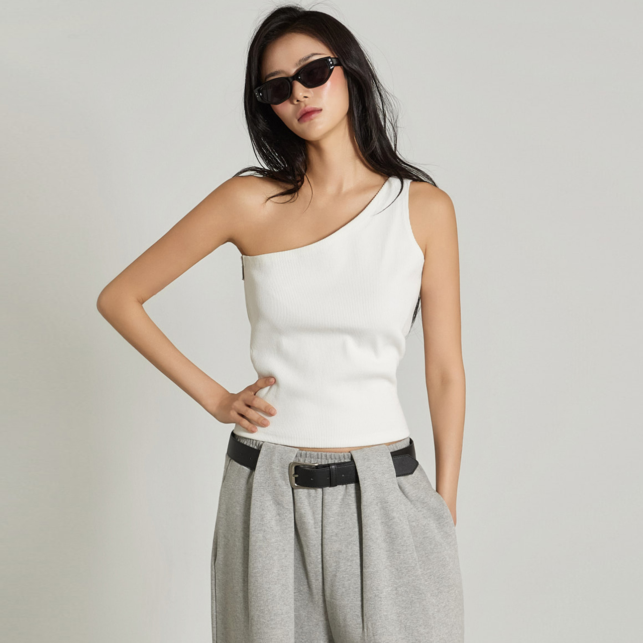 E4032 不規則 无袖