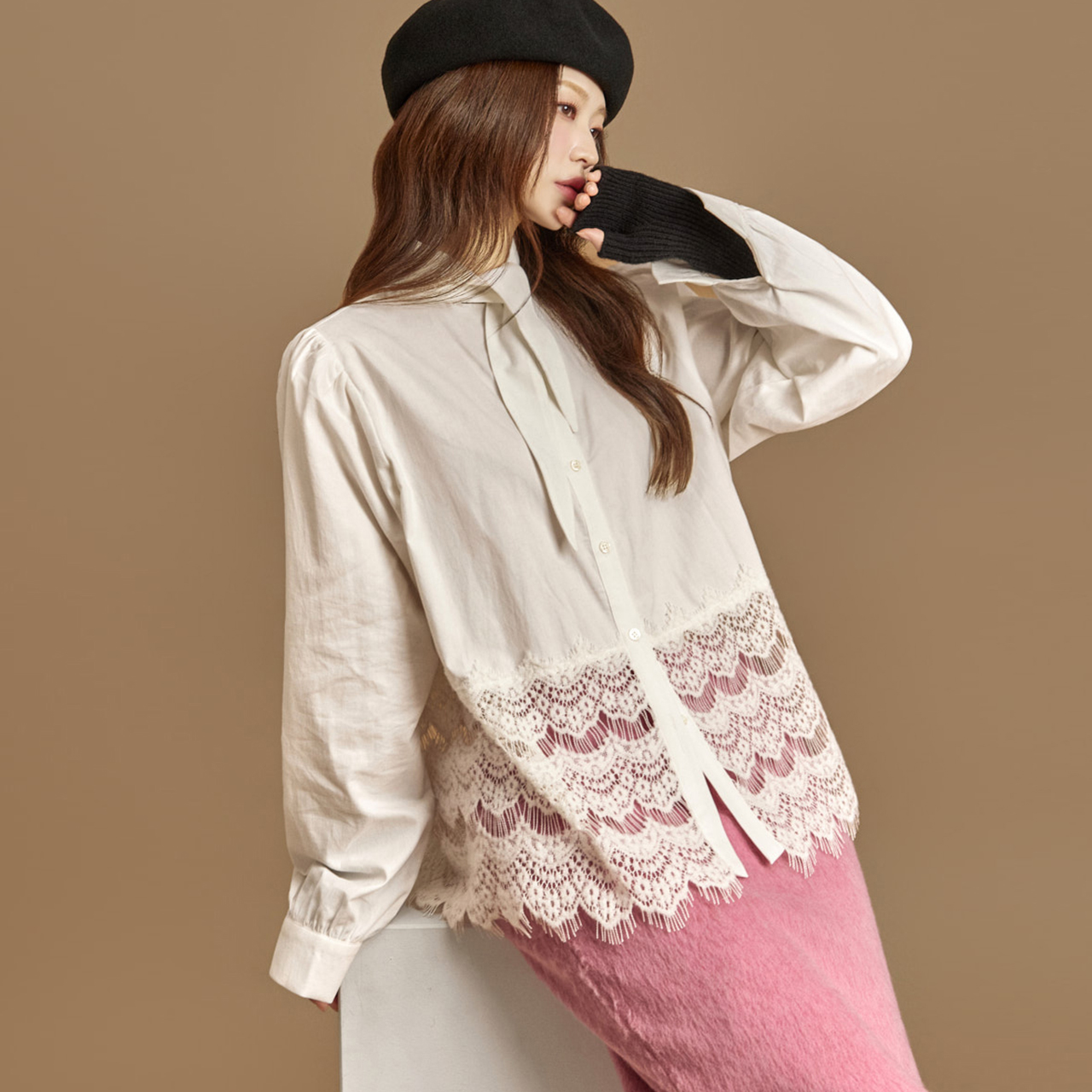 B3147 蕾丝雪紡衫