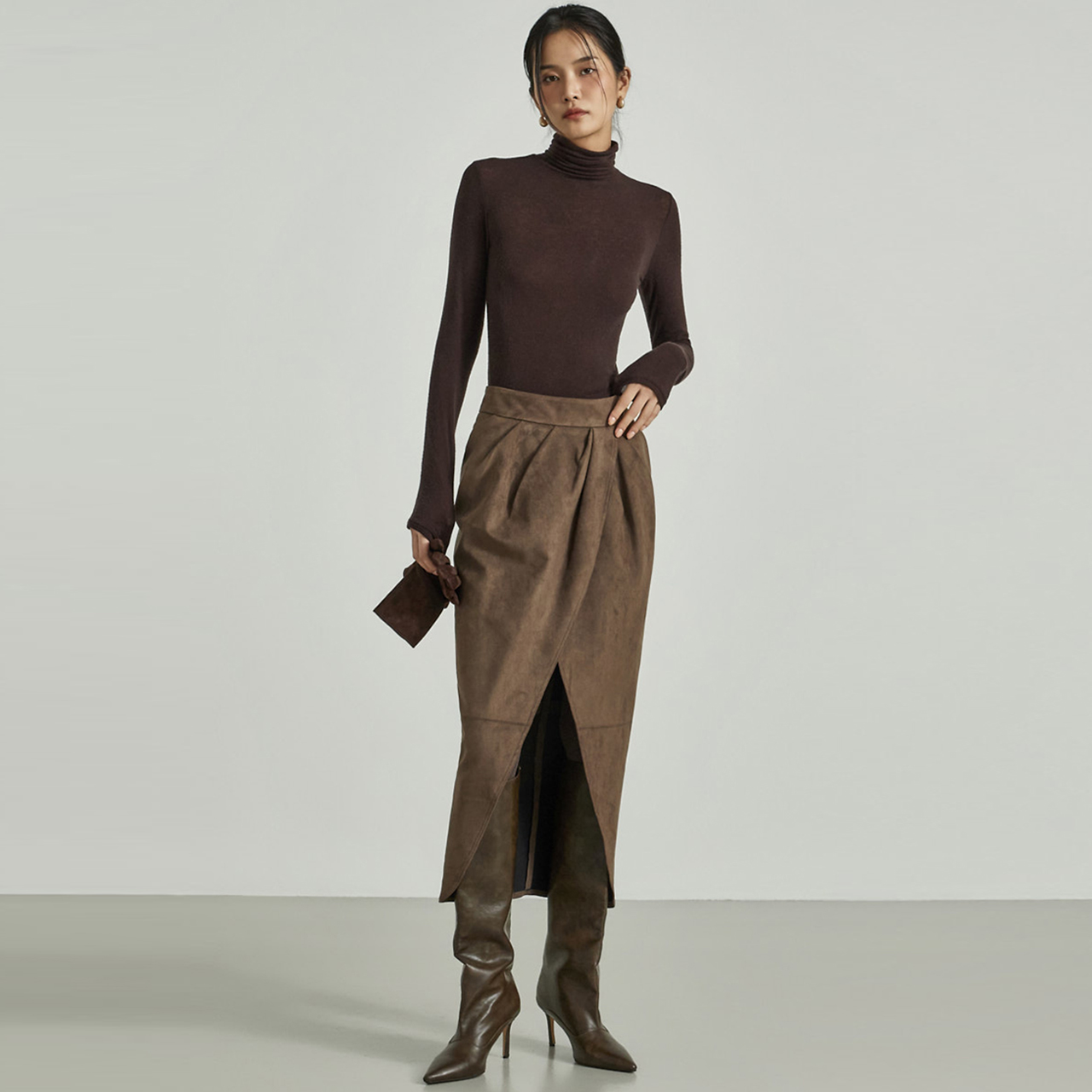 SK9293 绒面革不規則裙