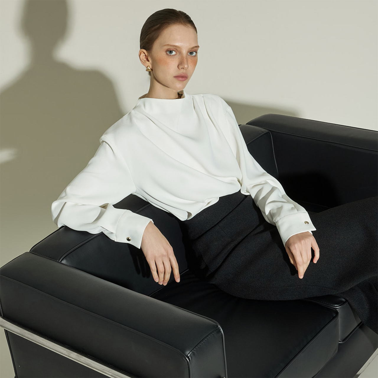 B3149 高领 雪紡衫