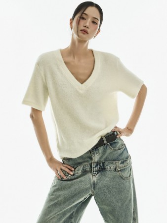 E4083 圓圈 V領 上衣 Korea