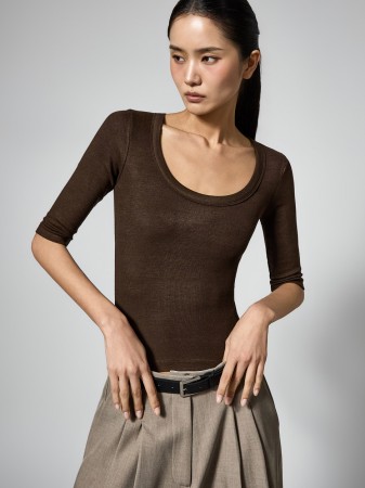 E4118 修身 U领 上衣 Korea